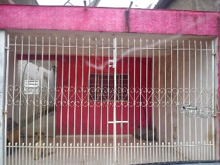 Casa em Guarulhos vendo urgente aceito veículo 04 cômodos- garagem coberta, casa nova