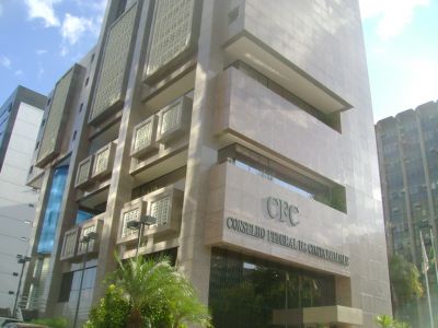 LIMPEZA DE FACHADA EM BRASILIA DF 61 81.61-75.43 szervinskguimaraes@hotmail.com