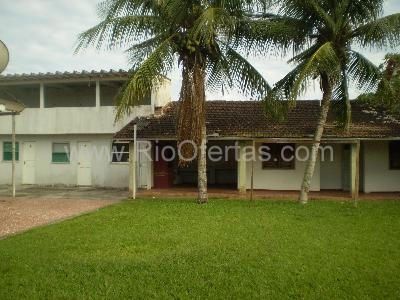 vendo em Praia seca excelente casa proximo a lagoa e centro