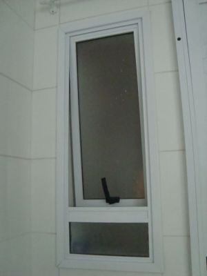 ESQUADRIAS DE ALUMINIO 
