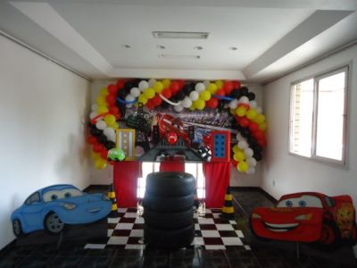 ALUGUEL DE MATERIAIS PARA FESTAS