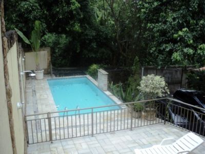 CASARÃO DUPLEX 5 QUARTOS 2 SUITES, PISCINA E CHURRASQUEIRA NO ANIL! SÓ R$ 850.000,00