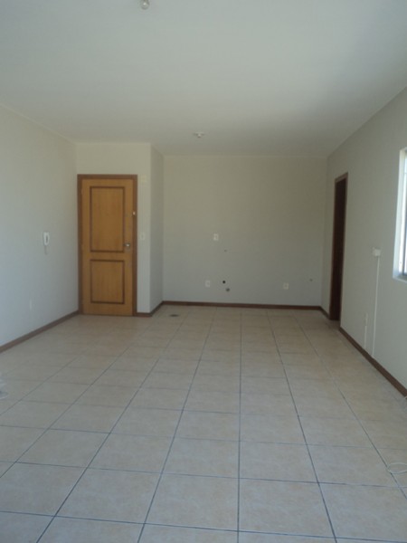 Ed. Caleche-bairro Centro (próx. praça do congresso).