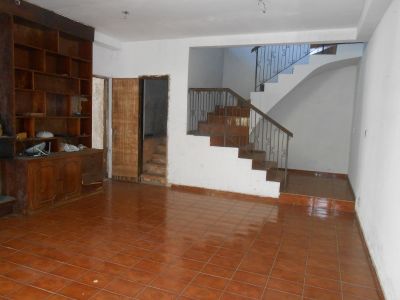 Morumbi - sala+wc+deposito+garagem para 5 carros com 144 m²