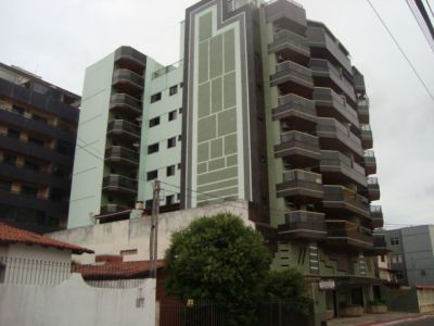 3 quartos com 2 vagas, prédio excelente..