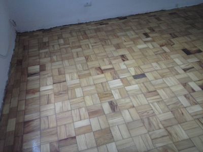 Raspagem de pisos de madeira em geral