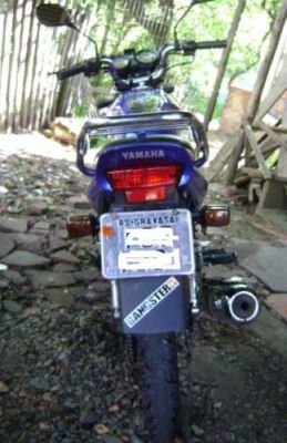 YBR E , nao Titan, CG 2007/2008 com partida