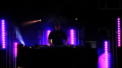 DJ + SOM + ILUMINAÇÃO  a partir de R$ 300,00