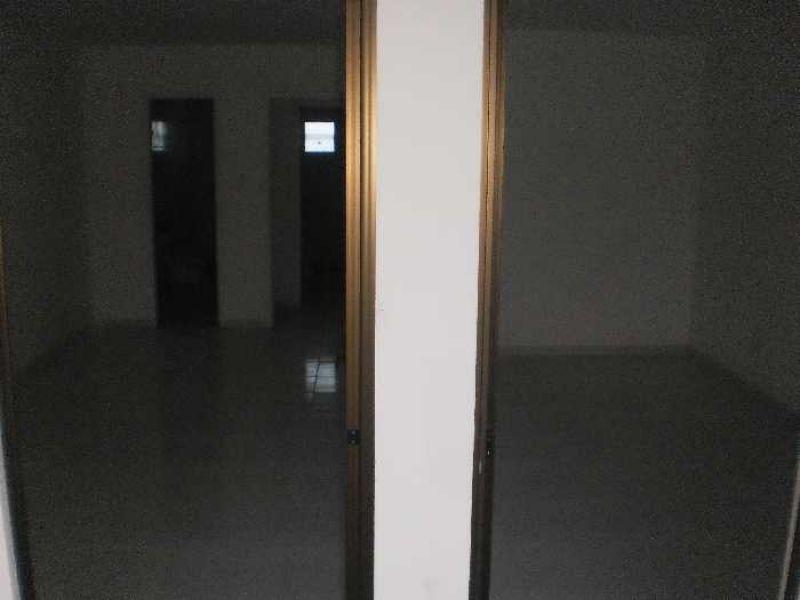 Casa Duplex 4 quartos suite 2 vagas nos Bultrins