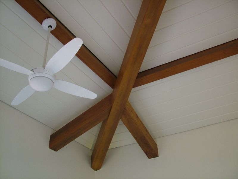 Lustrador de Móveis, Douração, Pátinas, Restauração.