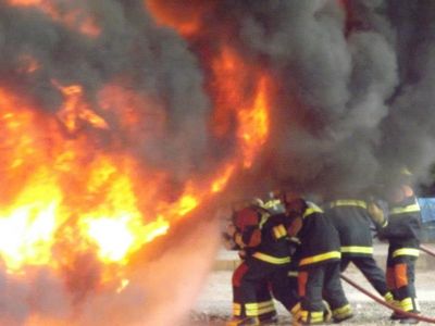 Extintores e matérias para combate a incêndio 