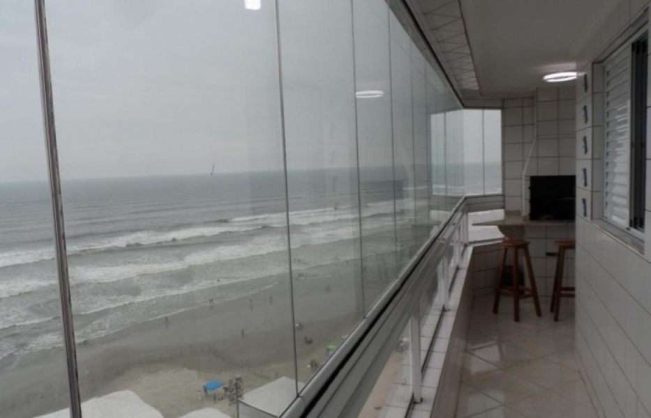 Cód C004 Alto padrão varanga gourmet 3 dormit. 2 vagas frente ao mar