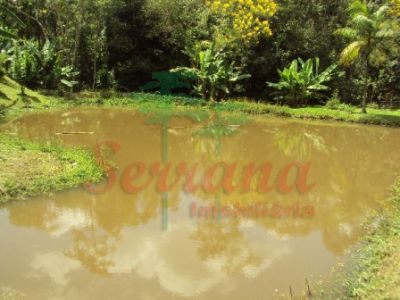 Chacara a venda em SP com 2 casas 2 lagos riacho por 115mil Imobiliária Serrana