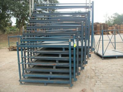 PORTA PALETES, DRIVE-IN, RACKS E GAIOLAS.