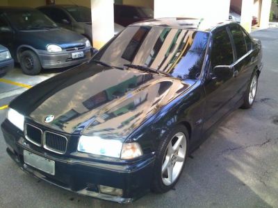 BMW 318 SEDAN CÂMBIO MANUAL RARIDADE