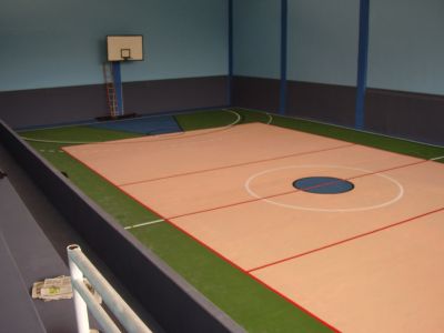 MARCAÇÃO E PINTURA DE QUADRAS ESPORTIVAS