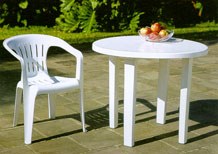 Aluguel de mesas e cadeiras para eventos em Geral.