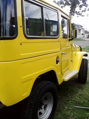 VENDO JEEP TOYOTA BANDEIRANTE