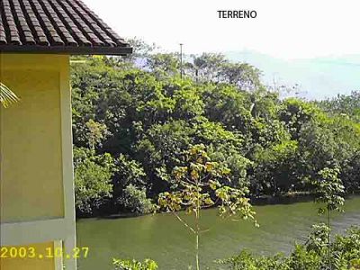 Terreno em Angra dos Reis frente para canal e mar