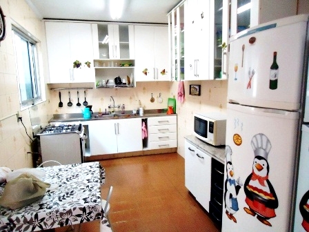 Casa Mobiliada Para Moças Próximo ao Metro Praça da Arvore 