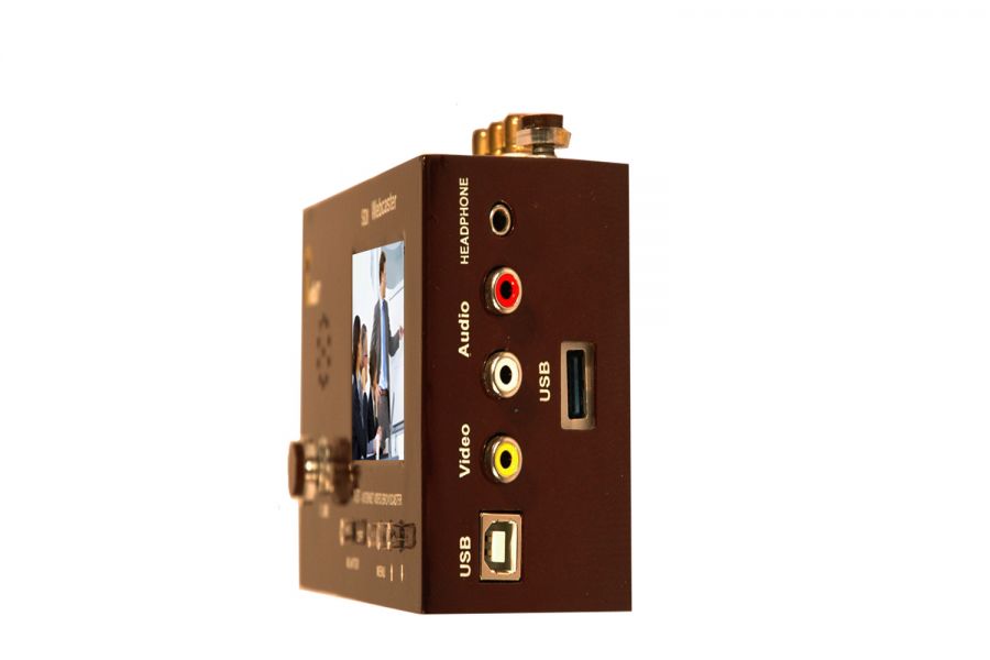 Ivb7 HD/AV Premium Webcaster with Monitor
