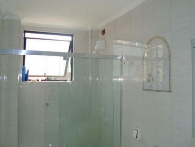 Apartamento de 2 Dormitórios em Santos 
