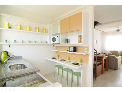 Casas 1ª Locação em Comdomínio c/ Parque Aquático