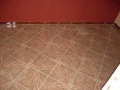 IM028-01C Casa de 02 qtos em Vila