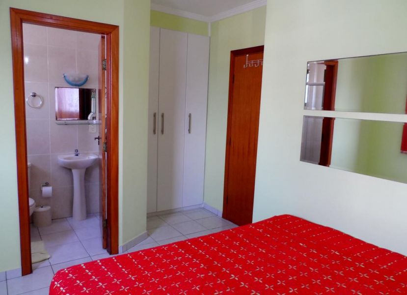Vendo apartamento 2dorm com piscina frente ao mar - PG