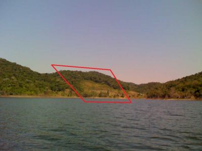 CHACARA E RANCHO DE PESCA NA REPRESA