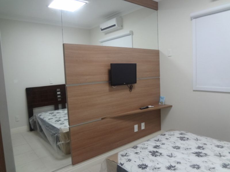 AC019- APARTAMENTO A VENDA FINAMENTE MOBILIADO EM BOMBINHAS