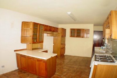  VENDE-SE MERCÊS CASA 450 M2  RESIDENCIAL C/2 PISOS
