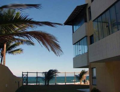 Casa em condomínio com vista mar a venda em Lauro de Freitas, Bahia