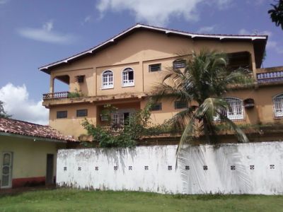 Vende-se Casa de 03 andares  