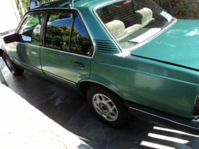 VENDO AUTOMÓVEL MONZA 1986 SL/E MOTOR 1.8