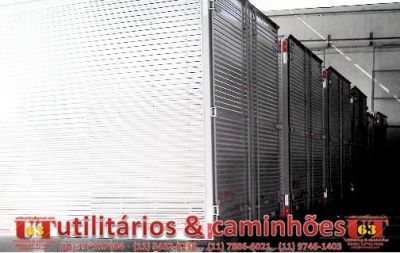 Baús novos sob medidas ou padrão