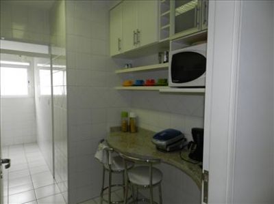 Vendo Apto na R. Capote Valente / 64m²