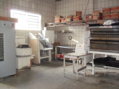 Padaria com imovel,movimento R$ 50.000,00 bruto/mês
