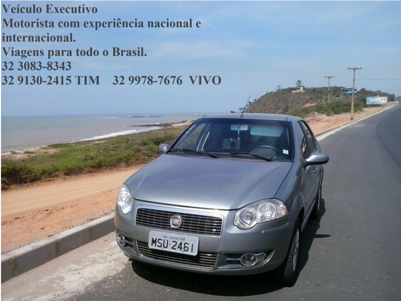 Motorista com carro para viagens ou utilizando o carro do próprio cliente.