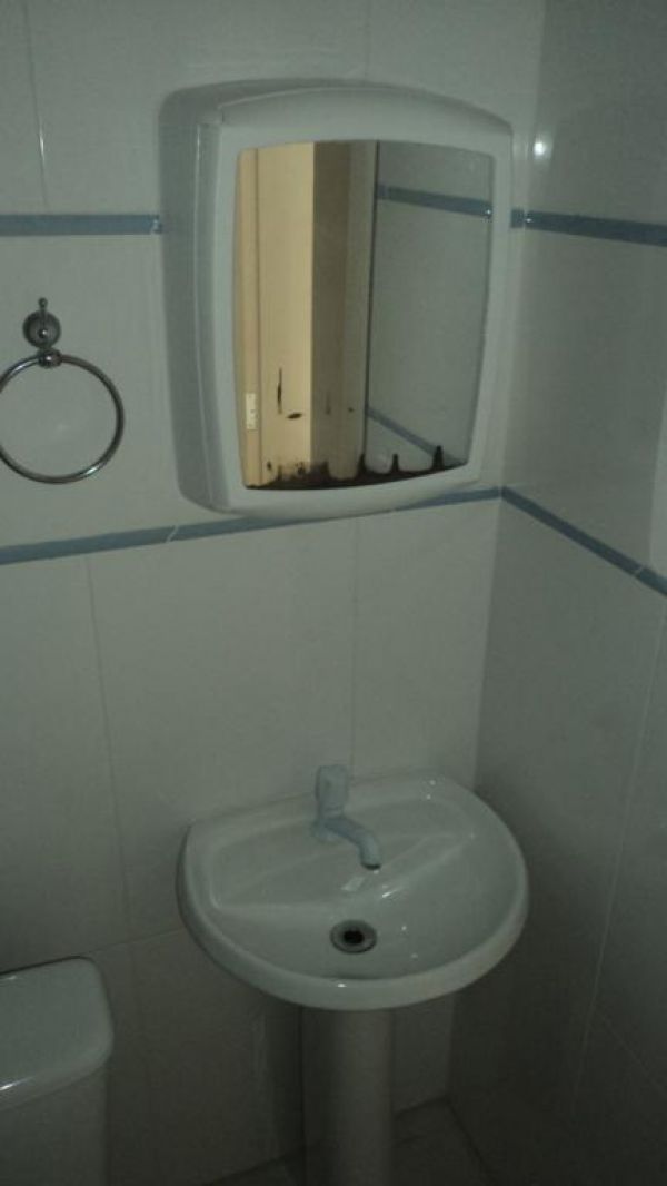 Aluga-se APARTAMENTO em São José - SC (Faculdade Anhanguera)