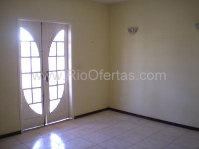 vendo em Praia seca apartamento no centro comercial e lagoa