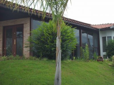 ALUGO CASA CONDOMÍNIO EM COTIA/SP