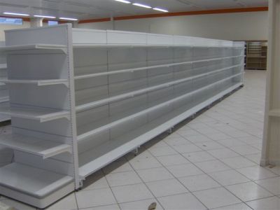 Gondolas , Prateleiras , Racks  para  Supermercados e Drogarias . 