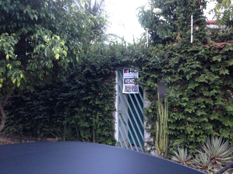 Casa em Ponta Negra - Código ca00021