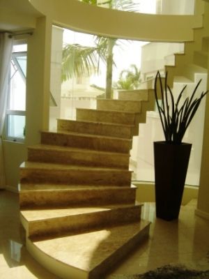 Praia Jureré Internacional-FLORIANÓPOLIS-MANSÃO 2 Pisos c/Piscina