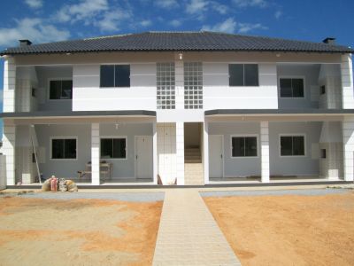 ALUGO PARA TEMPORADA EM SANTA CATARINA - PRAIA DA PINHEIRA, GUARDA DO EMBAU, PROXIMO A FLORIPA