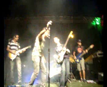 Banda Forback procura Empresário