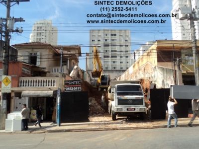 Empresa com experiência - SINTEC DEMOLIÇÕES -adoodbr