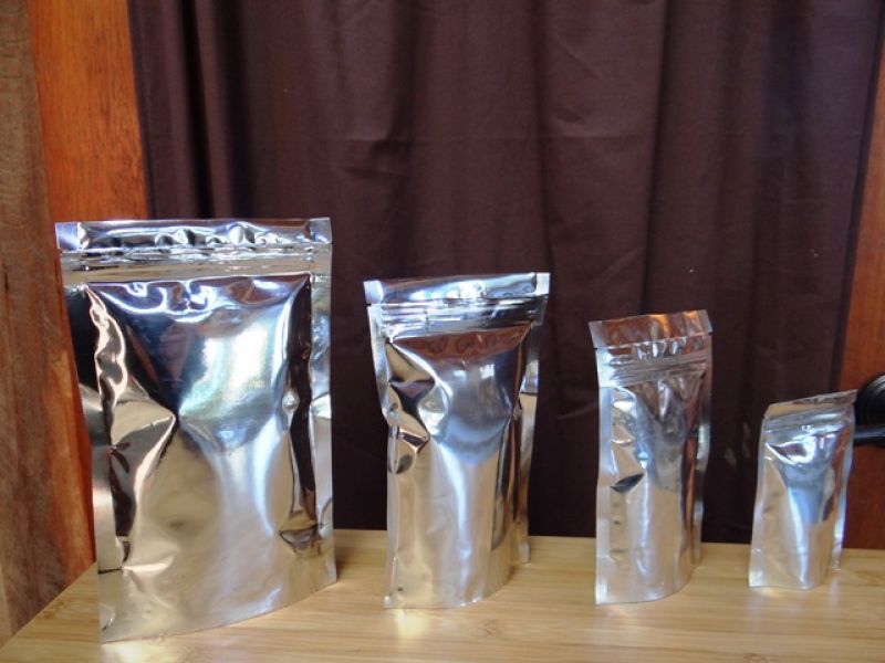 Saquinhos zip-lock metalizados 10x17  25 unidades