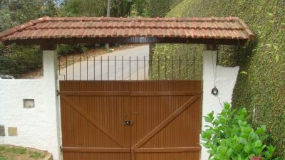 Vendo linda casa  em Teresopolis
